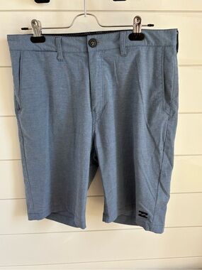 Billabong Men's Blue submersible Shorts